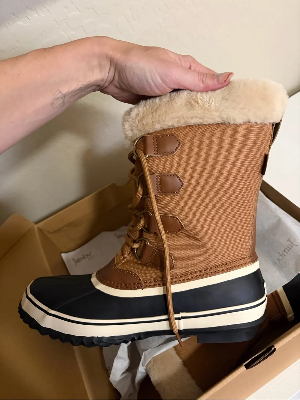 🌧️❄️New! ❄️🌧️Jambu Black & Tan Waterproof Winter Boots Faux Fur Collar🌧️❄️